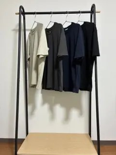 [GU] 半袖Tシャツ4色まとめ売り