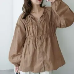 Discoatギャザー前開きブラウスWEB限定カラー