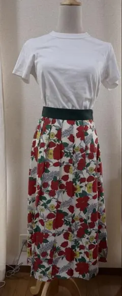 日本製　MIDUMISOLID 花柄 プリーツスカート ミディウミソリッドのサムネイル