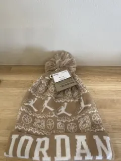 【新品タグ付き】Jordanニット帽 ビーニー ベージュ 男女兼用 NIKE