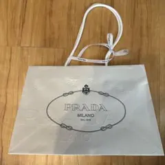 PRADA ホワイト　ショッパー