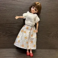 22㎝ドール服3点セット14［サマーセーター2枚＆タックスカート