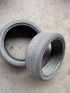225/40R19 サマータイヤ 2本セットのサムネイル