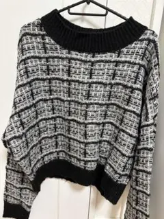 黒白チェック柄ニット長袖