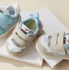 恐竜シリーズ　20-4303 IFME ベビースニーカー ベージュ　12.5