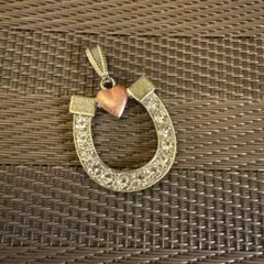 Item thumbnail for item 938ef864-2755-4f66-9047-826d7abec90f