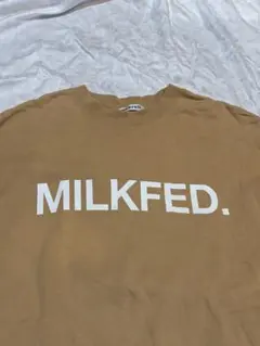 MILKFED. ブラウン ロゴ長袖トレーナーワンピース ゆったり大きい重ね着風