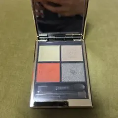 SUQQU SIGNATURE COLOR EYES 111 月輝夜