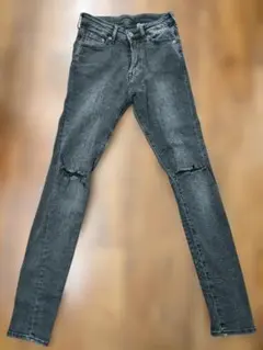 ダークグレー スキニーデニム ダメージ加工 H＆M