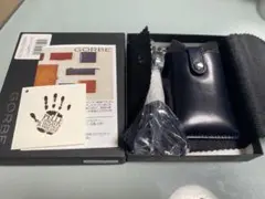 Item thumbnail for item 755506ab-56fe-4b30-9fc5-fabb0cbc9867