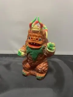 ブルマァク　ミクラス ブルマァクから「カプセル怪獣」がもうひとつ！ 「頼むぞ