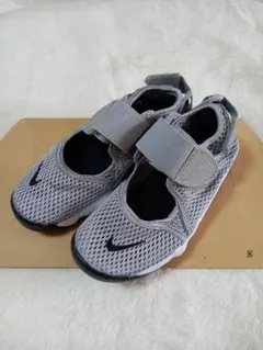 Item thumbnail for item 85ec1907-3688-451b-b487-b346cf57c353