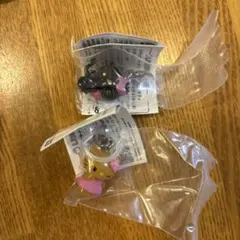 ハローキティ めじるしアクセサリー 日焼け　悪魔