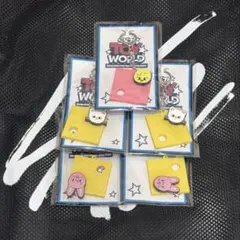 straykids toy world FCくじ キーホルダー ステッカー - メルカリ