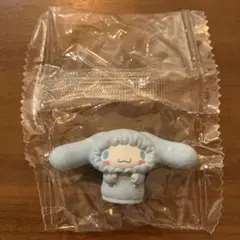 むぎゅぎゅパーカーフィギュア　シナモンロール