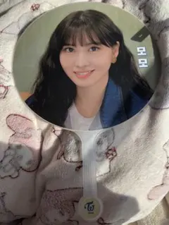 Twice モモ うちわ
