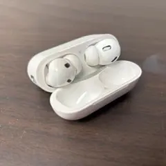 ②AirPods Pro 第2世代 A2698 ライトニング 両耳+充電ケース