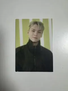 SEVENTEEN VERNON トレカ