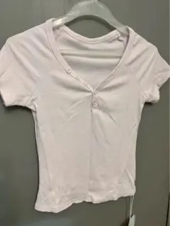 ライトピンク リブ編み V ネックボタン 半袖 T シャツ