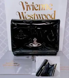 【内側に素敵な柄♡】Vivienne Westwood 折財布 エナメル黒