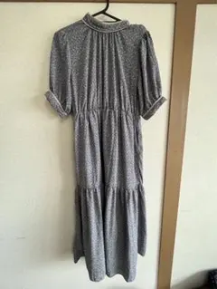 新品　オリーブデオリーブ　花柄ワンピース