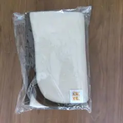 クリーム色 フリースブランケット〈新品〉