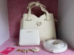 Samantha Vega ホリデーコレクション【クリスマス限定】のサムネイル