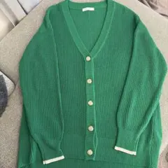 グリーン Vネック 春ニットカーディガン