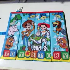 TOY STORY 折りたたみクッション 東京ディズニーリゾート