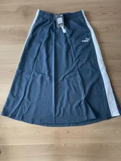 PUMA DRYCELL ロングスカートとTシャツ セットアップのサムネイル