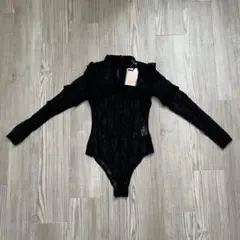 レースフリル付きブラックボディスーツ F エイミーイストワール