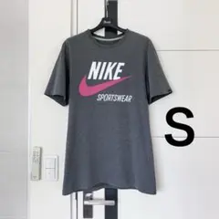 NIKE ナイキ　SPORTSWEAR ロゴ　プリント　Tシャツ　S トップス