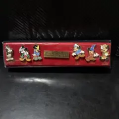 ミッキー　バッジ