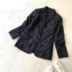 テーラードジャケット　シャカシャカ素材　黒　中綿　薄手　軽い　ブロック　M