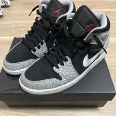 Air Jordan 1 Mid SE “Elephant Toe”
