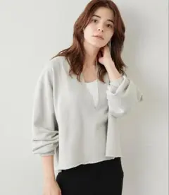 ウィムガゼット　スウェットVネックプルオーバー