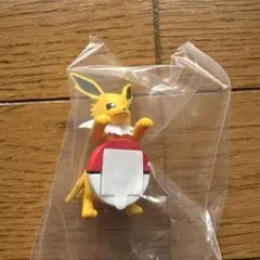 ポケモン一番くじ　サンダース　街歩きちらりんフレンズ