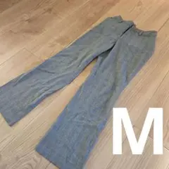 グレー チェック柄 スラックス　オフィスカジュアル　パンツ