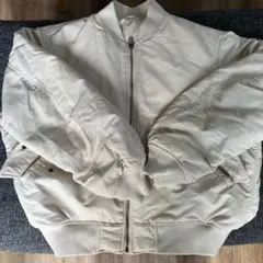UNIQLO MA-1 ブルゾン オフホワイト