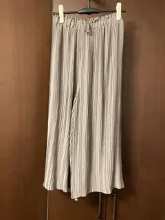 earth music ecology プリーツパンツ　茶色　フリーサイズ