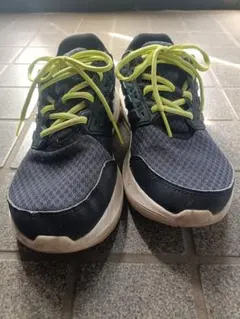 adidas ランニングシューズ スニーカー