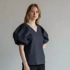 TSURU By MARIKO OIKAWA スカラップ 半袖Tシャツ 36 - メルカリ
