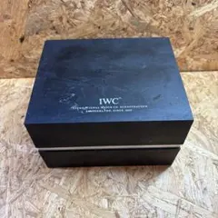 Item thumbnail for item 49b5d94d-66e3-442a-8bbd-2d178bd60165