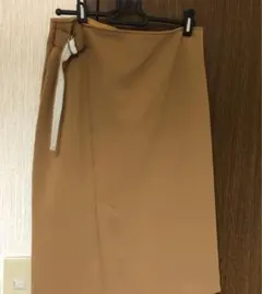 スカートのサムネイル