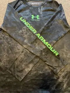 UNDER ARMOUR