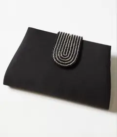 ビーズ装飾付きブラッククラッチバッグ