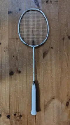 ボルトリック70Etune 4UG5 Yonex Voltric 70 E-Tune (VT70ETN-4UG5) Badminton Racket