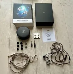 Item thumbnail for item 93f9141f-7e2f-4bb7-8db4-186189cebf49