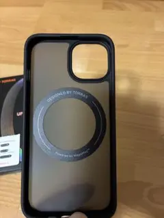 【360度回転】 TORRAS 半透明ブラック iPhone14/13用ケース