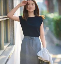 ナチュラルビューティーベーシック　ニット